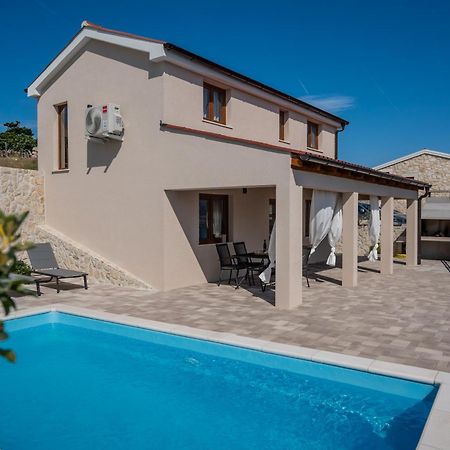 Villa Kamia With Private Heated Pool And Electric Vehicle Adapter Zubovići Exteriér fotografie