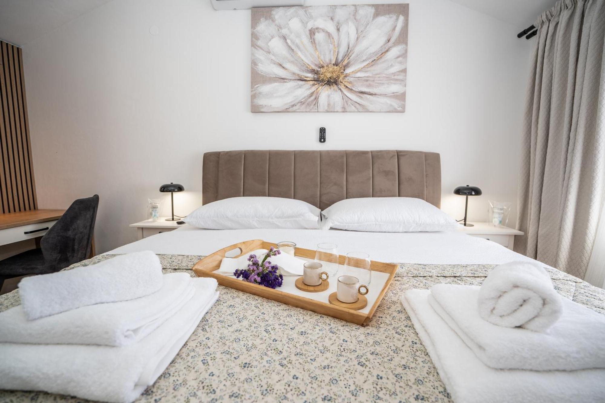 Villa Kamia With Private Heated Pool And Electric Vehicle Adapter Zubovići Exteriér fotografie