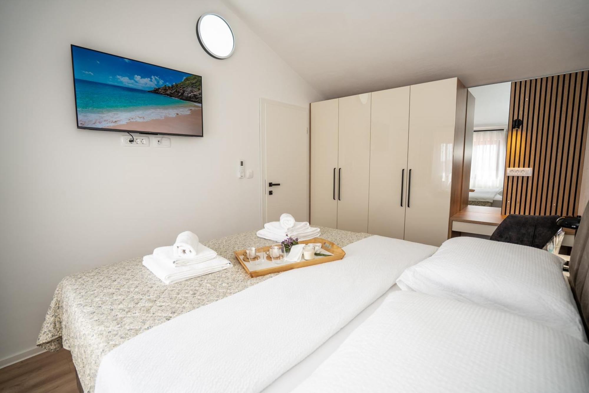Villa Kamia With Private Heated Pool And Electric Vehicle Adapter Zubovići Exteriér fotografie